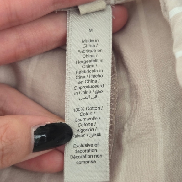 Skims Cotton Poplin Straight Leg Pant in Stone Stripe. Size Medium. Good preowne - Picture 8 of 9